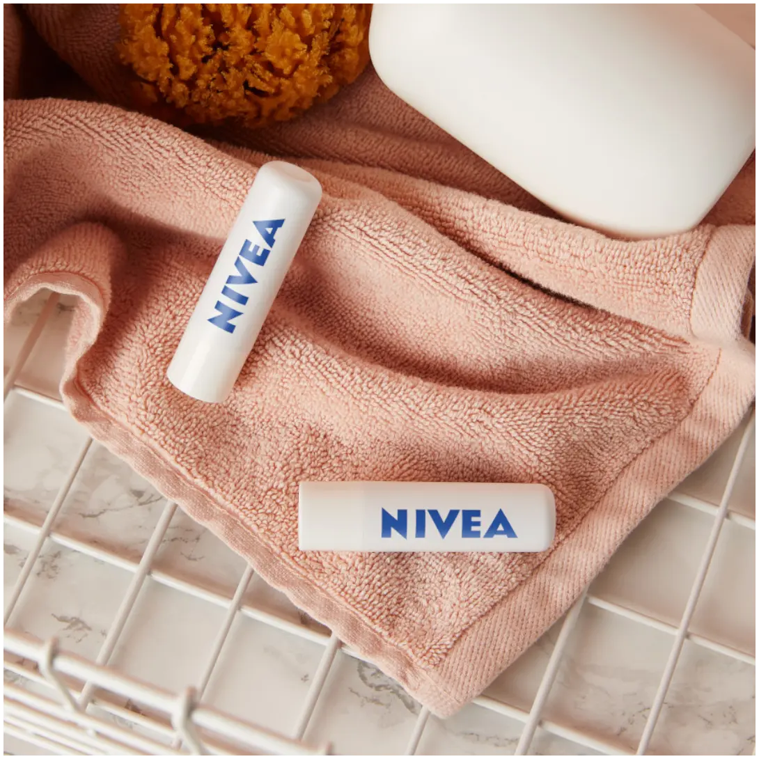 Nivea Med Repair ухаживающая губная помада med repair, 4,8 г — фото 3
