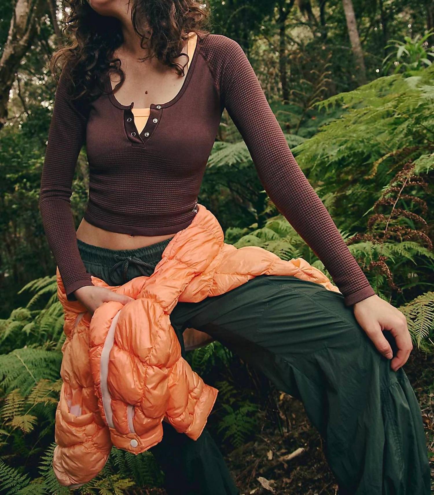 

Топ с длинным рукавом Bail Out Layer в цвете какао Free People, Cocoa