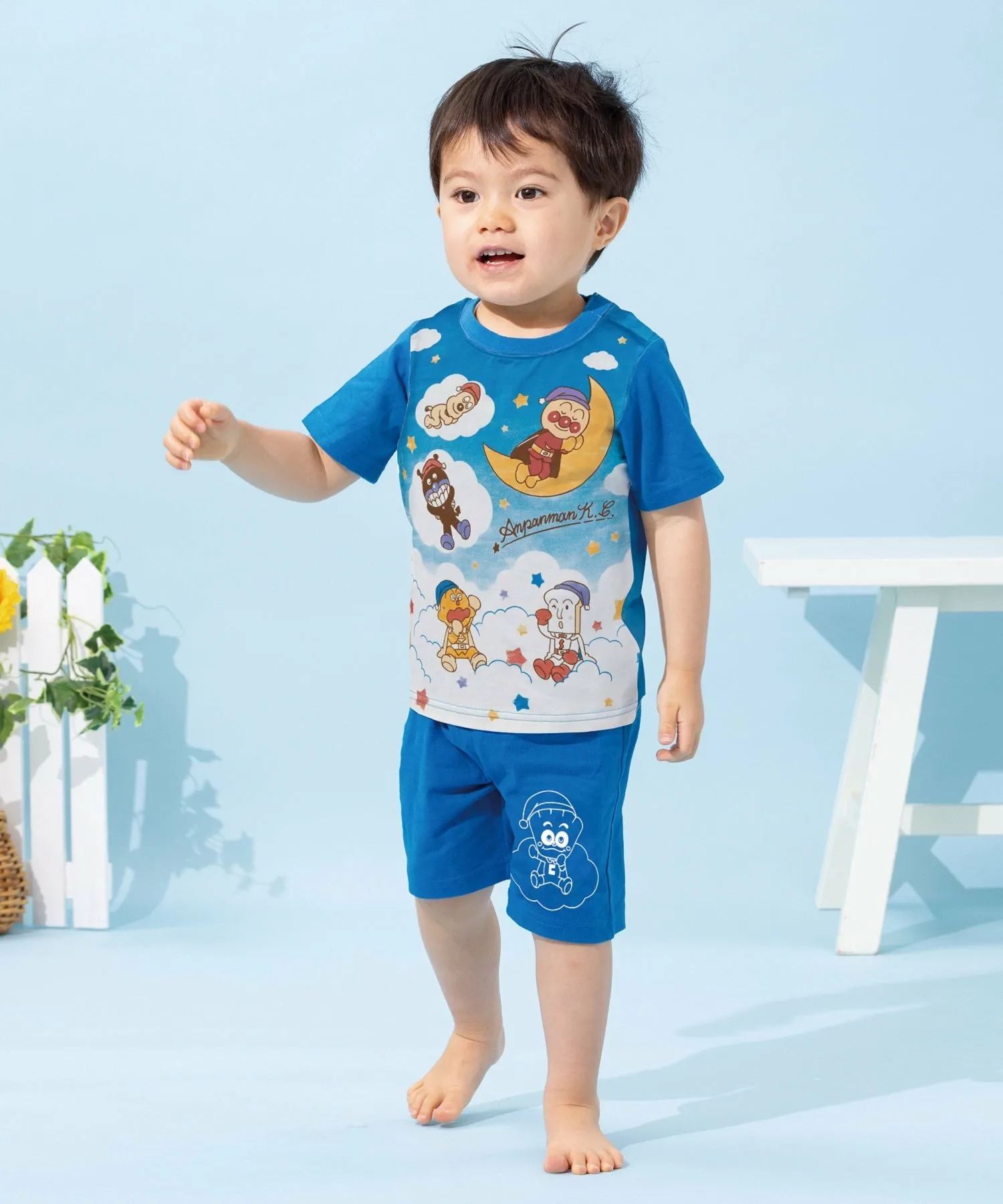 Пижама с короткими рукавами и красочным светящимся рисунком неба Anpanman Kids Collection, blue — фото 3
