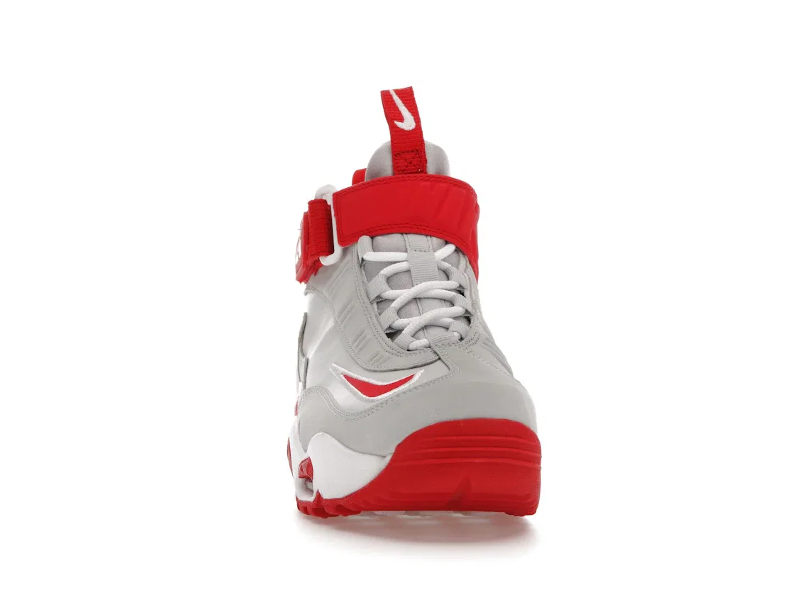 Детские кроссовки с замшей Nike Air Griffey Max 1, Pure Platinum/University Red/White — фото 2