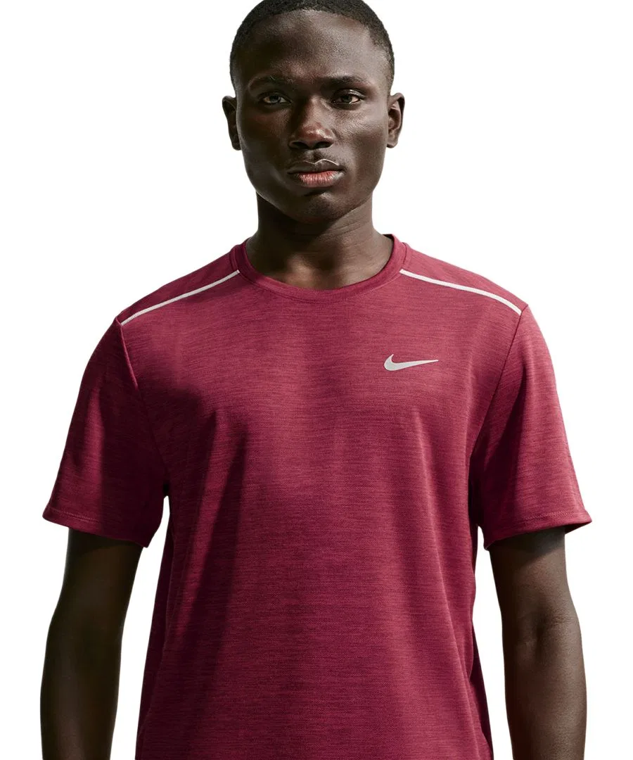 Футболка беговая с длинным рукавом Miler Nike, Tough Red Mystic Date Reflective Silver — фото 3