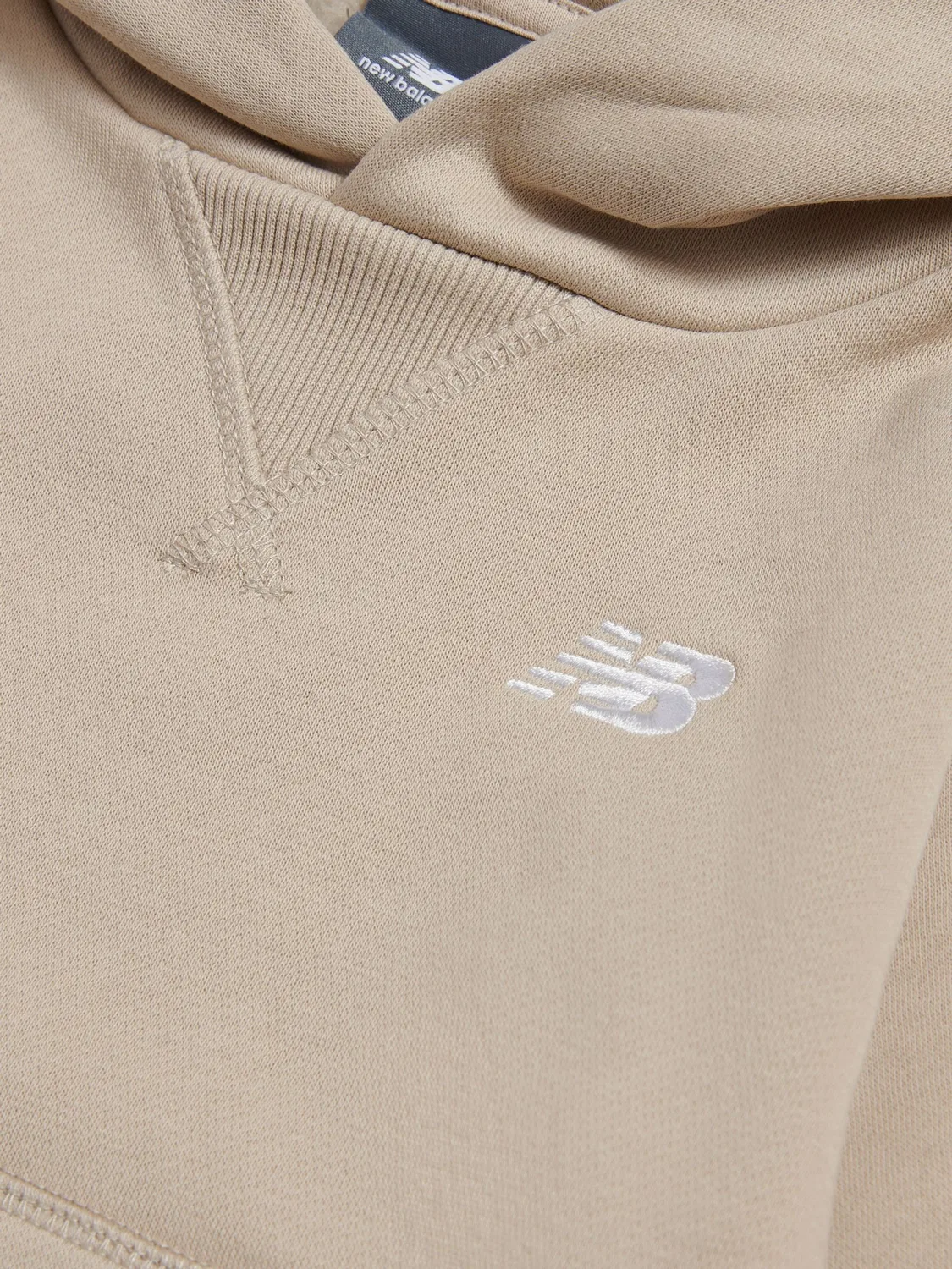 Худи New Balance Natural Small Logo Fleece, натуральный — фото 3
