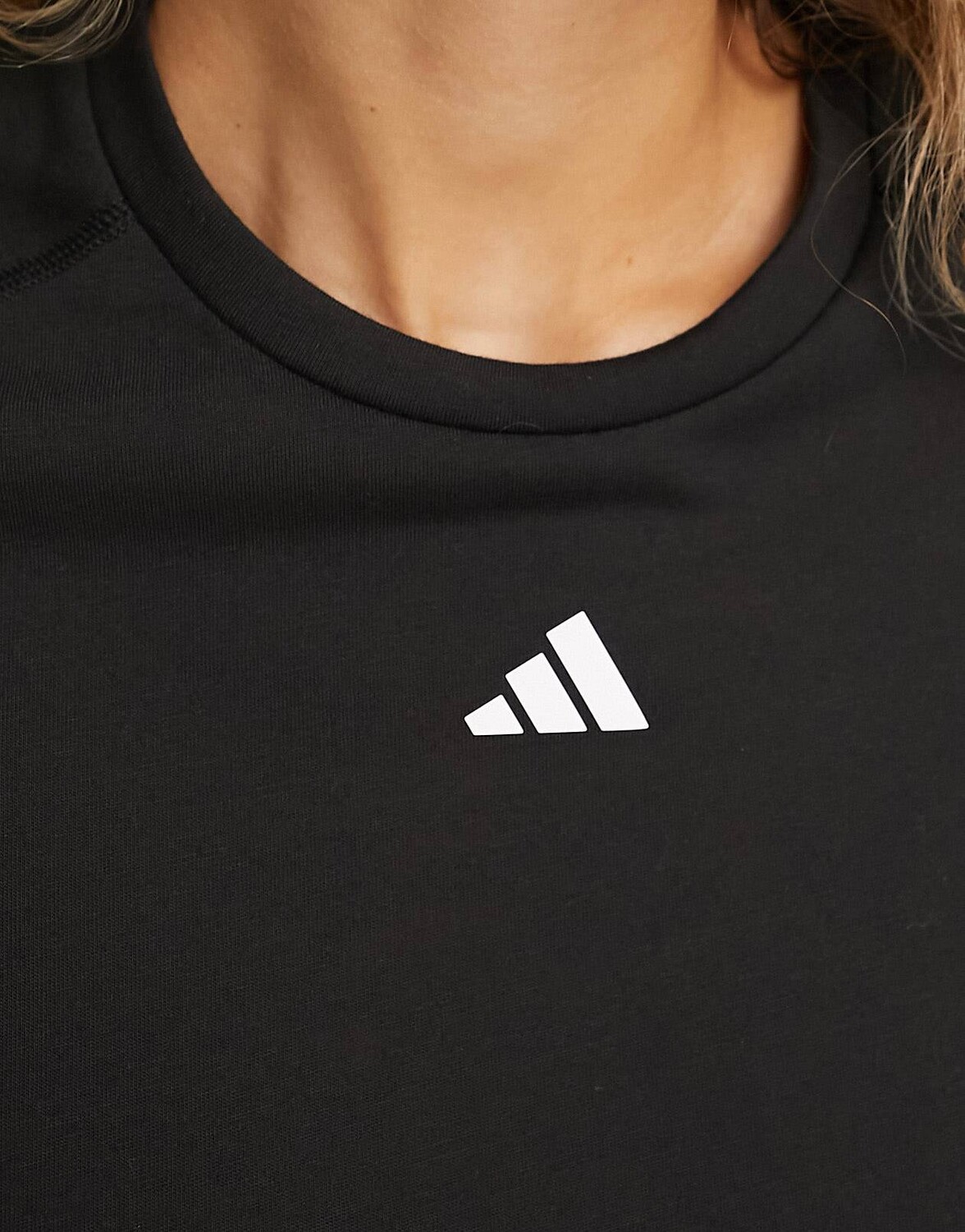 Черная футболка adidas Training Train Essentials — фото 4