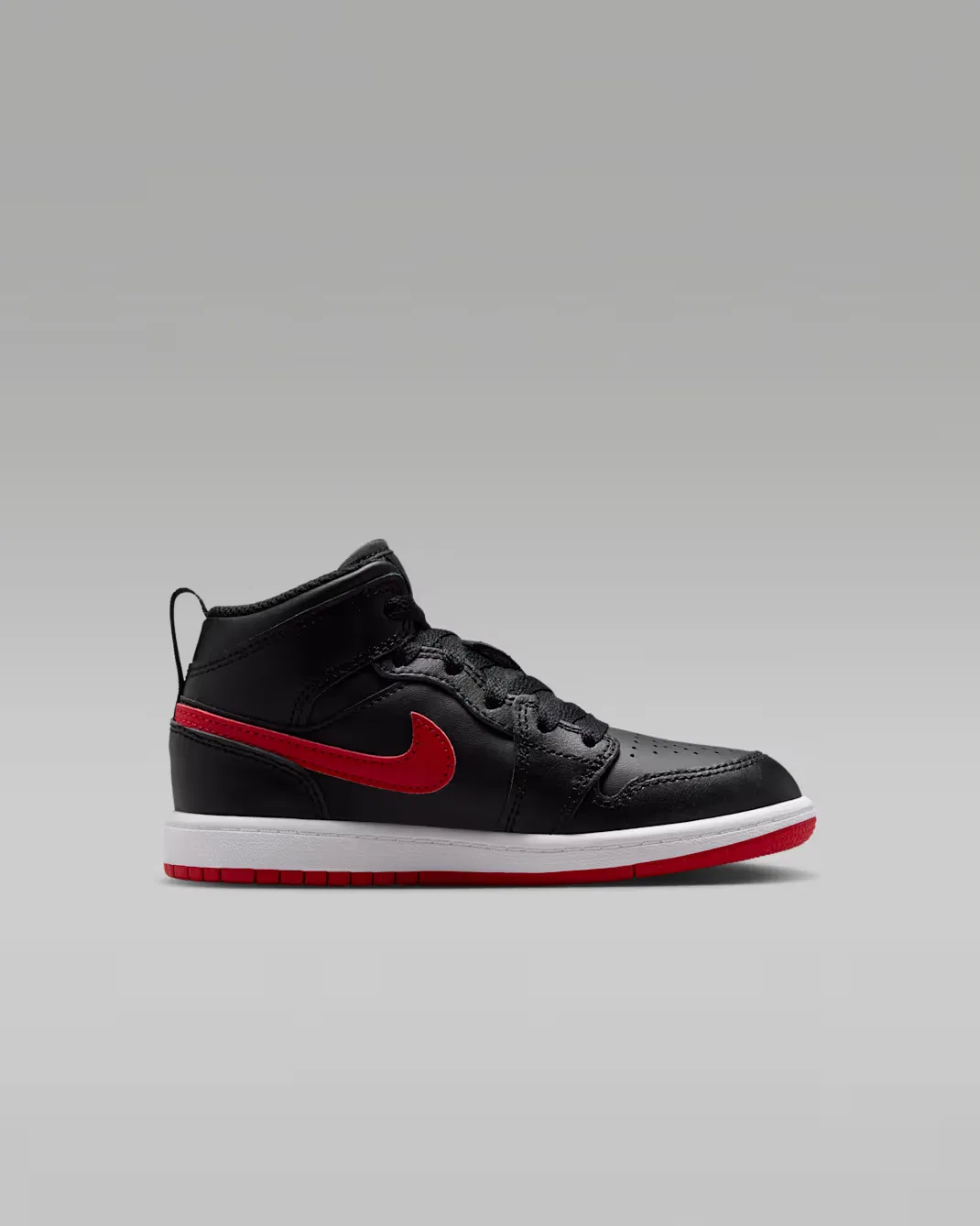 Детские кроссовки Jordan 1 Mid, Black/White/University Red — фото 3