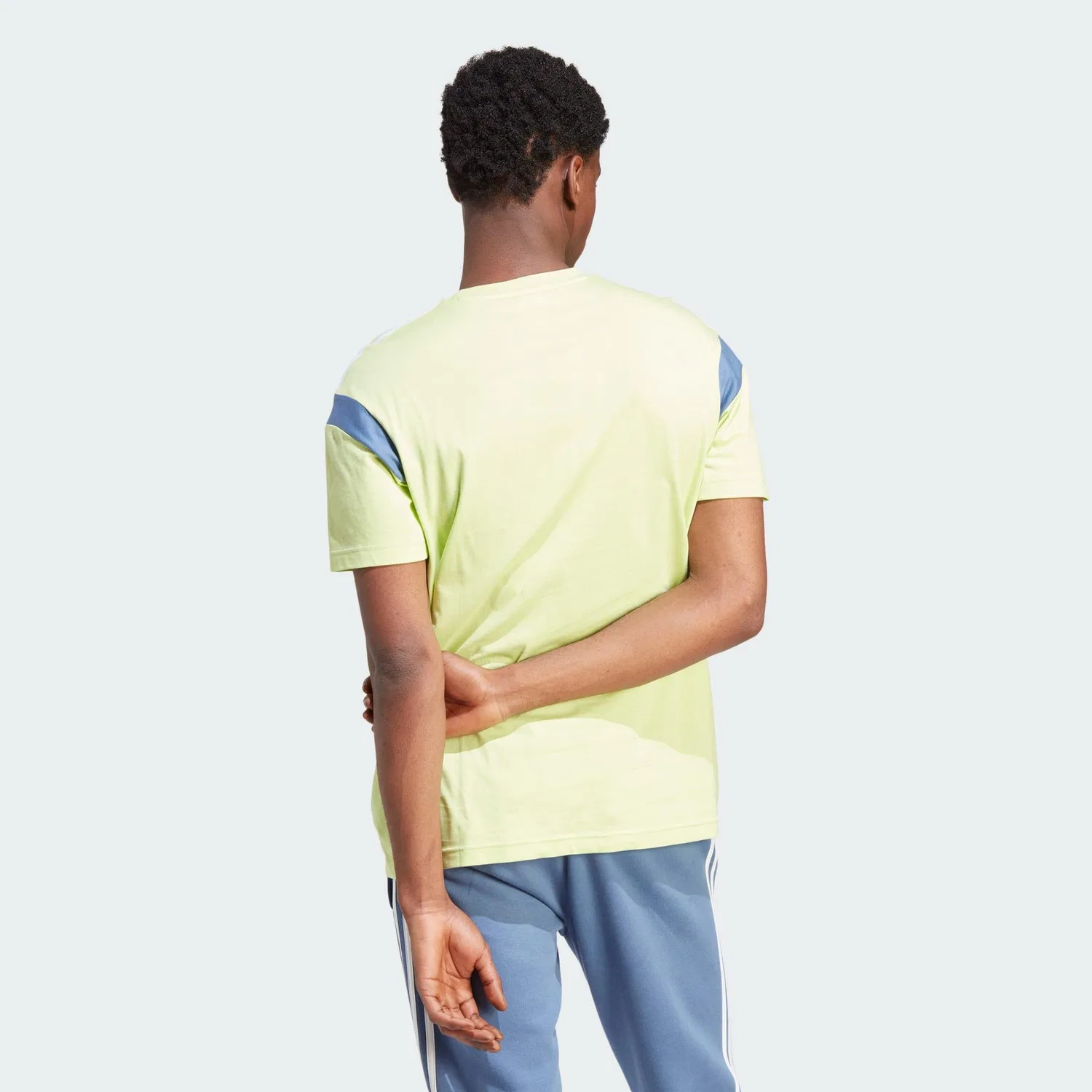 Мужская футболка с цветовой блокировкой Colourblock T-Shirt Adidas, Anisgrun — фото 3