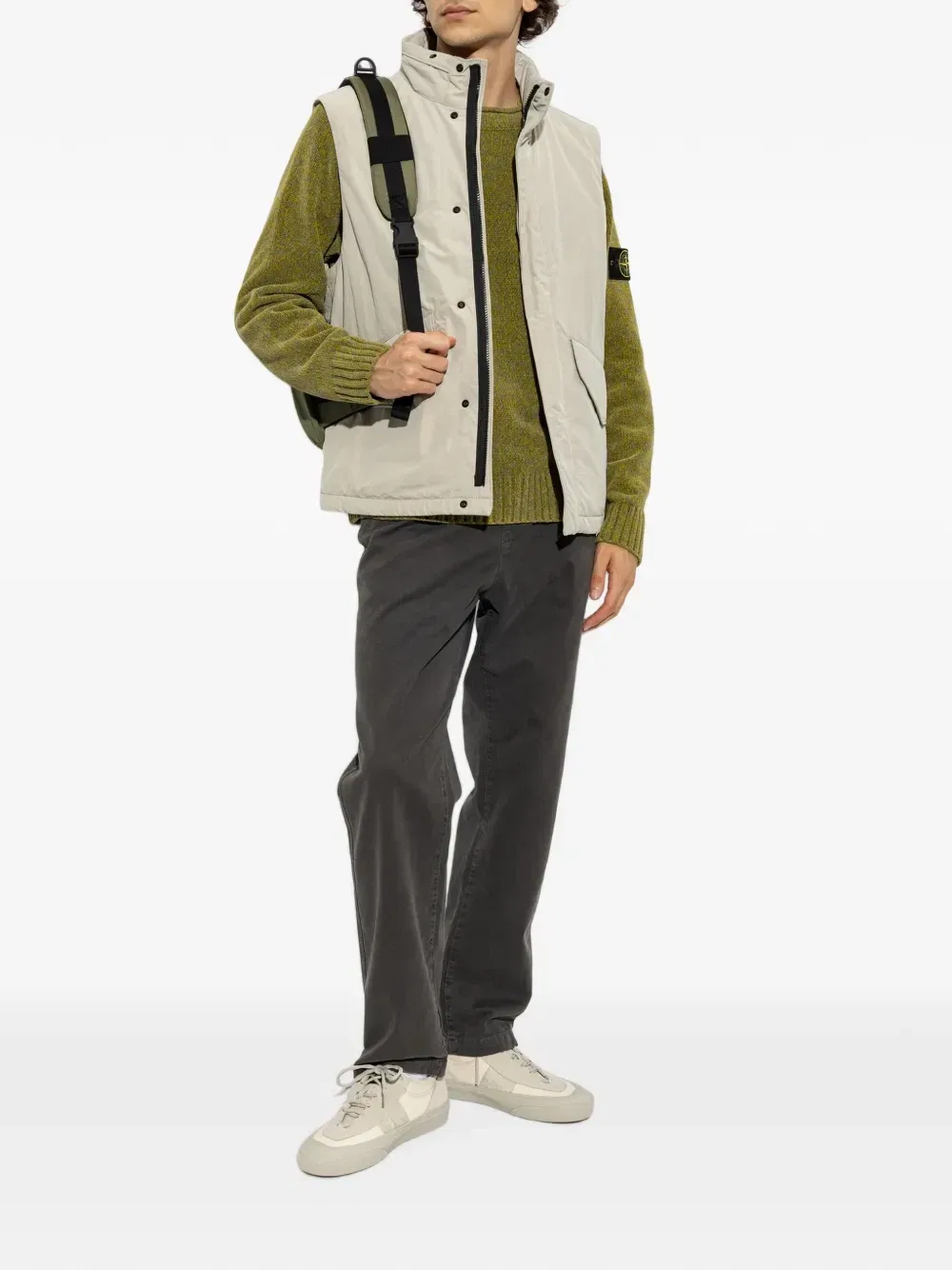 G100003 Жилет микро-твил Stone Island, бежевый — фото 2
