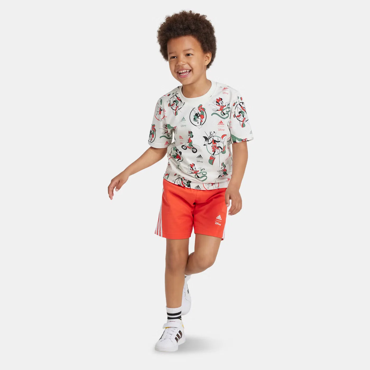 Комплект футболки и шорт с принтом Disney Mickey Mouse Adidas, белый — фото 3