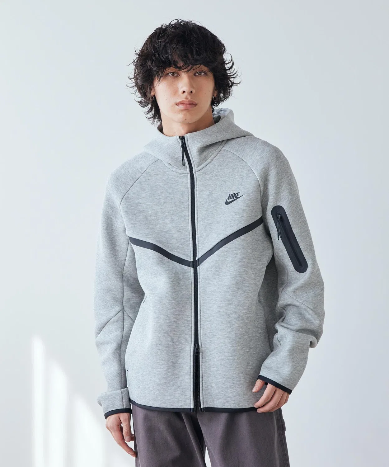 Куртка Nike Tech Men's Full-Zip Windrunner Hoodie, тёмно-серый