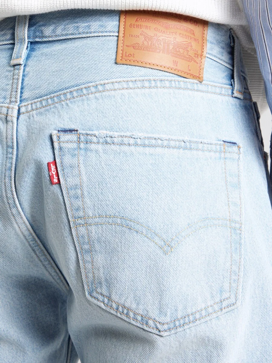 Джинсы LEVI'S Regular '501 Levi's' светло-голубого цвета — фото 2