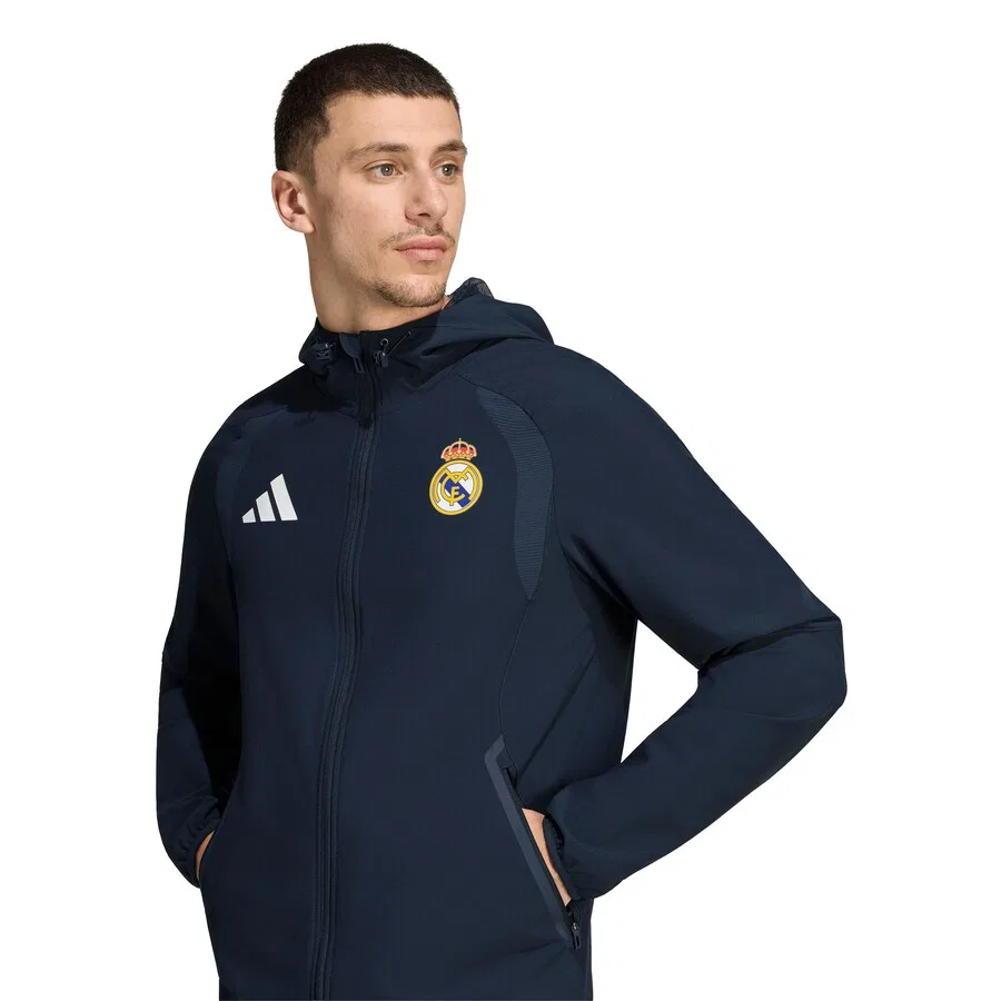 Тренировочная куртка ADIDAS PERFORMANCE 'Real Madrid Tiro Travel' темно-синего цвета — фото 3