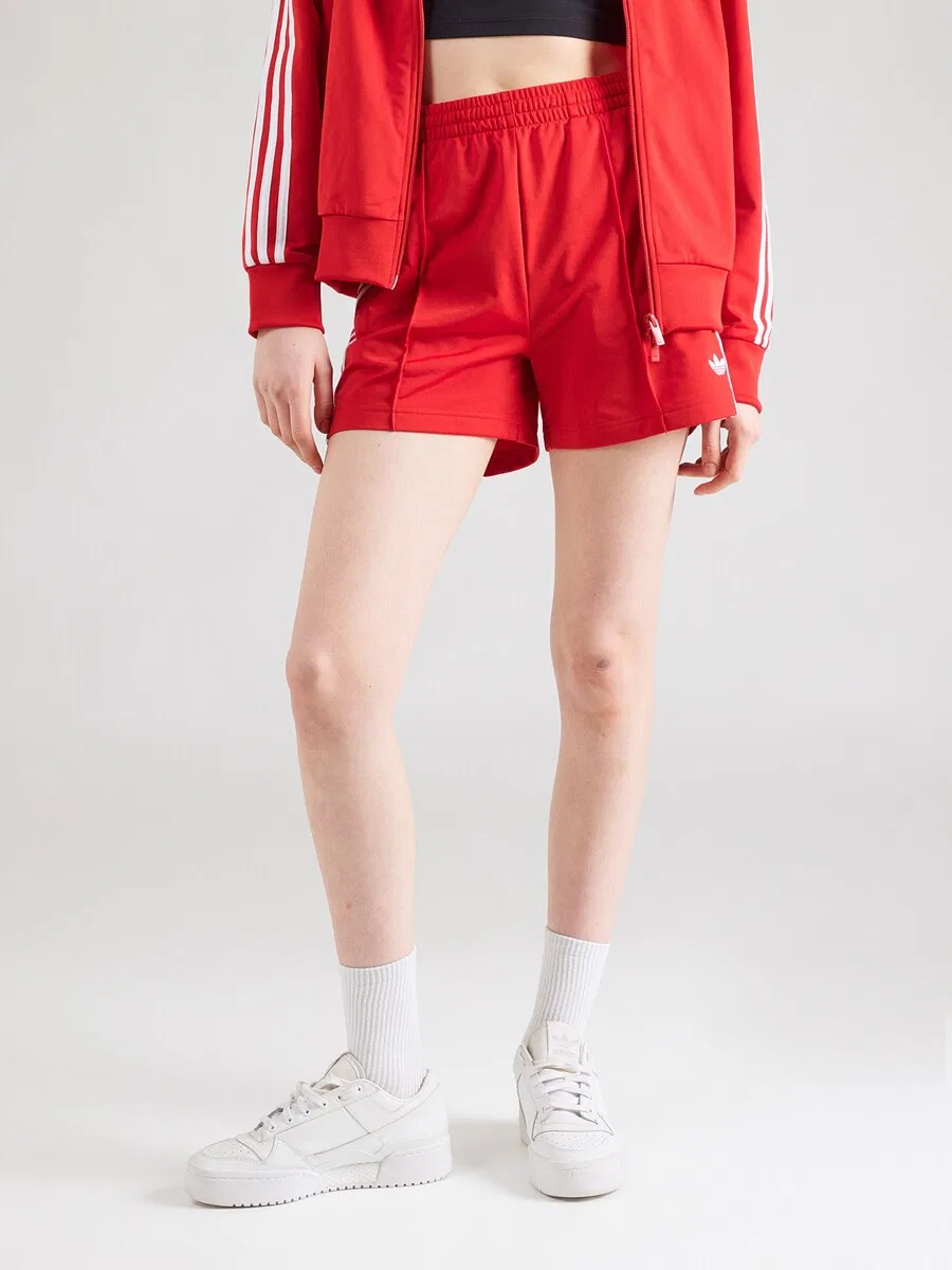 Шорты ADIDAS ORIGINALS свободного кроя 'Firebird Classic' красного цвета — фото 2