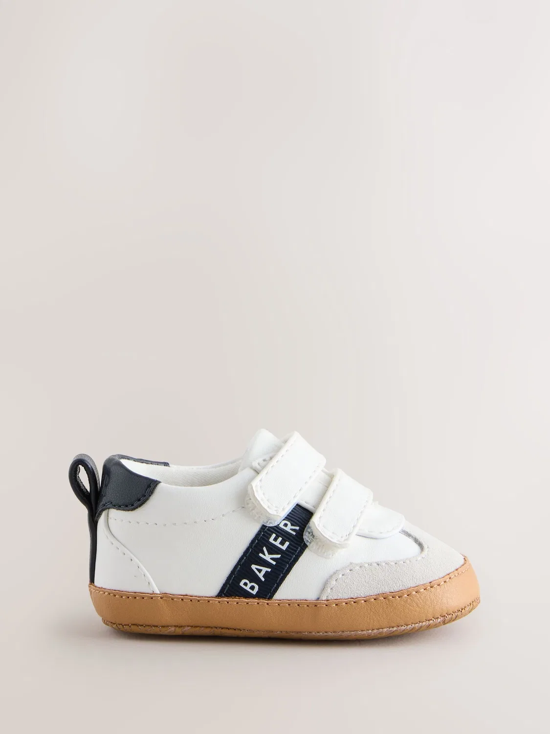 Кроссовки на манной подошве Baker by Ted Baker Baby Gum Sole Padders, белые