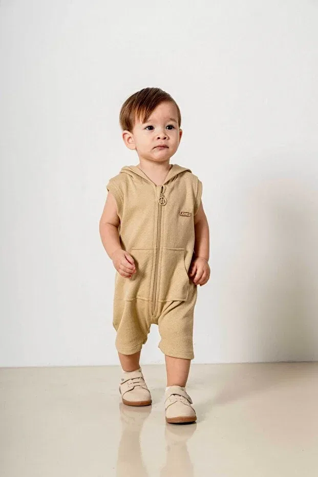 Детский комбинезон для новорожденных хлопковый с капюшоном Basics Bombe, Beige — фото 2