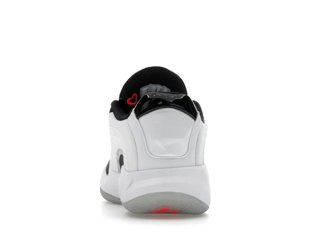 Детские кроссовки для баскетбола Jordan Luka 4 Jordan, White/Black/Wolf Grey/Bright Crimson — фото 4