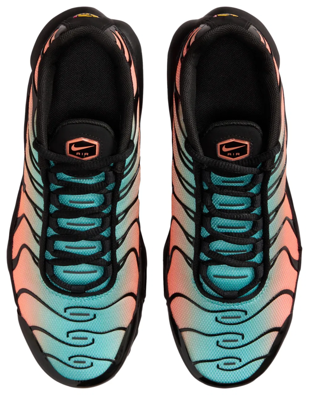 Кроссовки для мальчиков Air Max Plus Nike, цвет Aurora/Black — фото 4