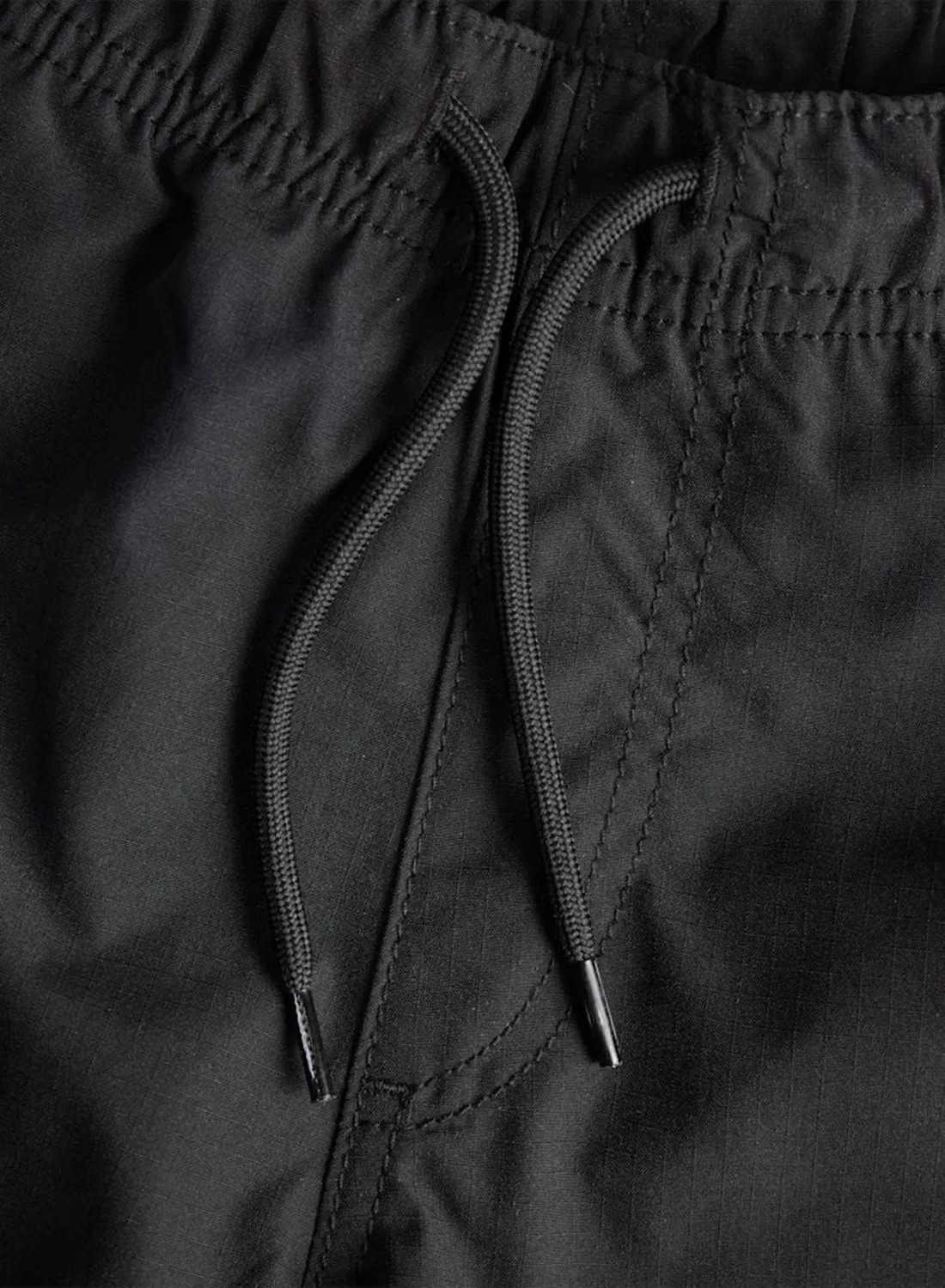 Шорты карго с карманами JPSTCOLE IVAN Tech Cargo Jogger Jack & Jones Junior, черный — фото 4
