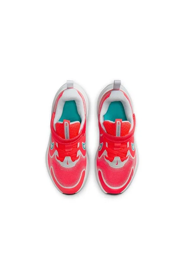 Детские кроссовки для девочек шнурующиеся Cosmic Runner PS Nike, Red — фото 4
