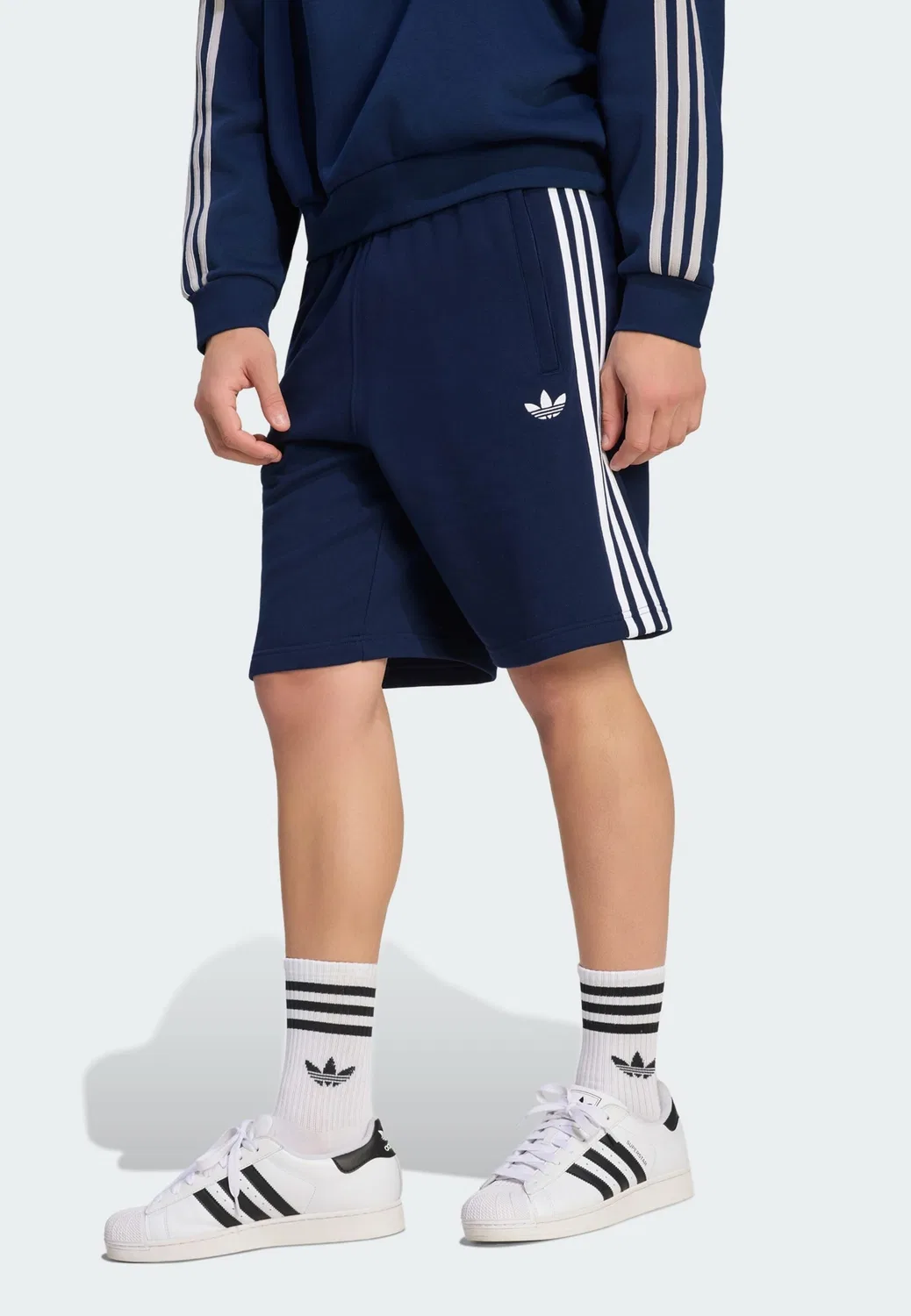 Шорты Adidas Originals Regular Pants 3-Stripes темно-синего цвета