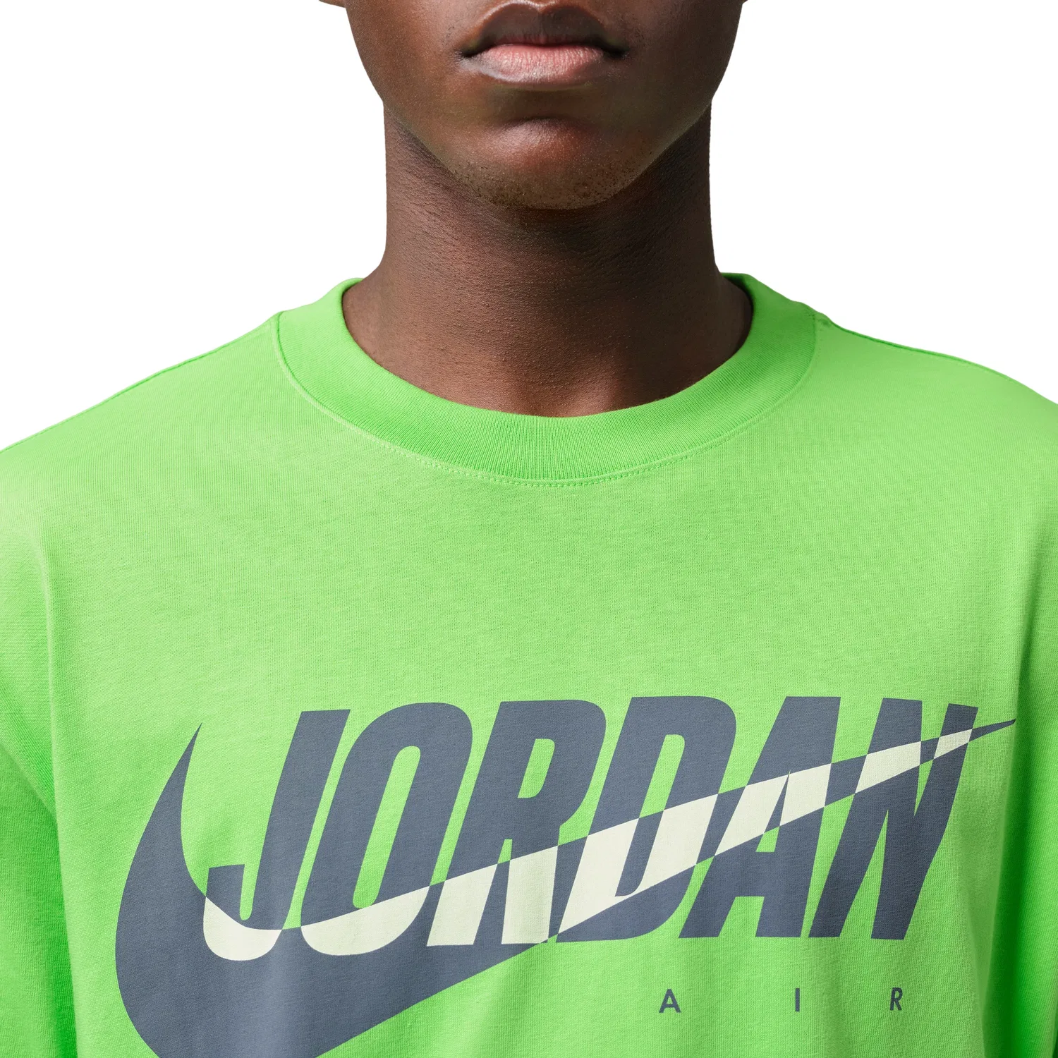 Мужская футболка Air Jordan Brooklyn Essentials T-Shirt 'Action Green' Jordan, Action Green — фото 4