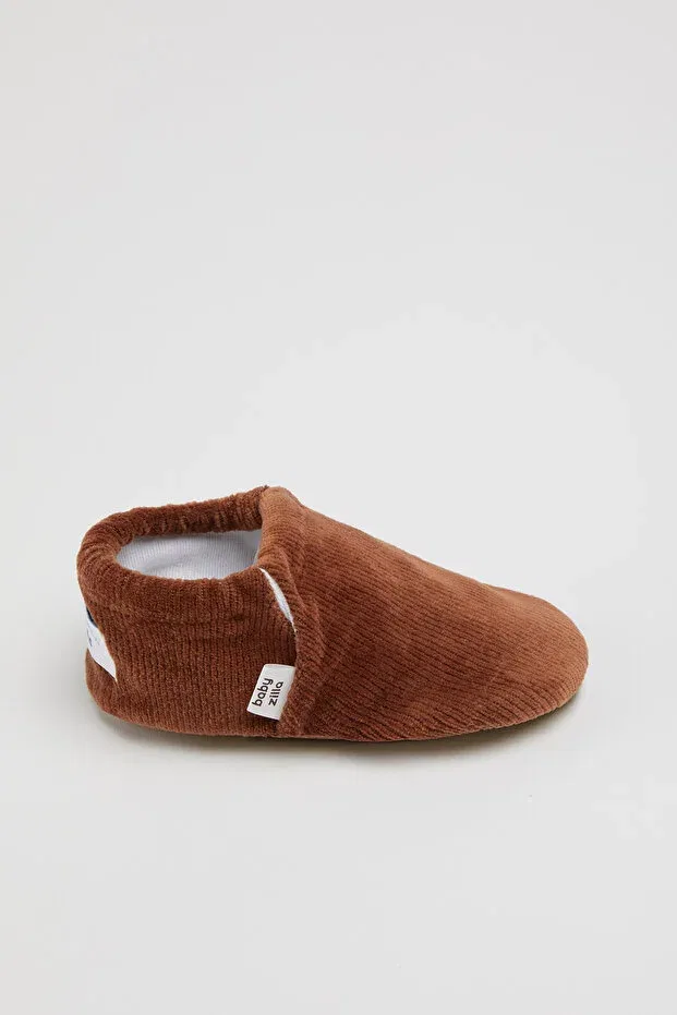Детские пинетки для новорожденных бархатные Classic slip-on Babyzilla, Brown — фото 3