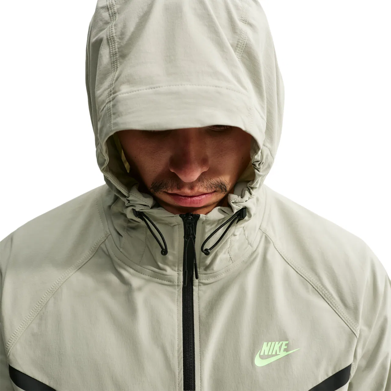 Мужская куртка Nike Tech Windrunner с капюшоном, Spruce Fog/Spruce Fog/Barely Volt — фото 3