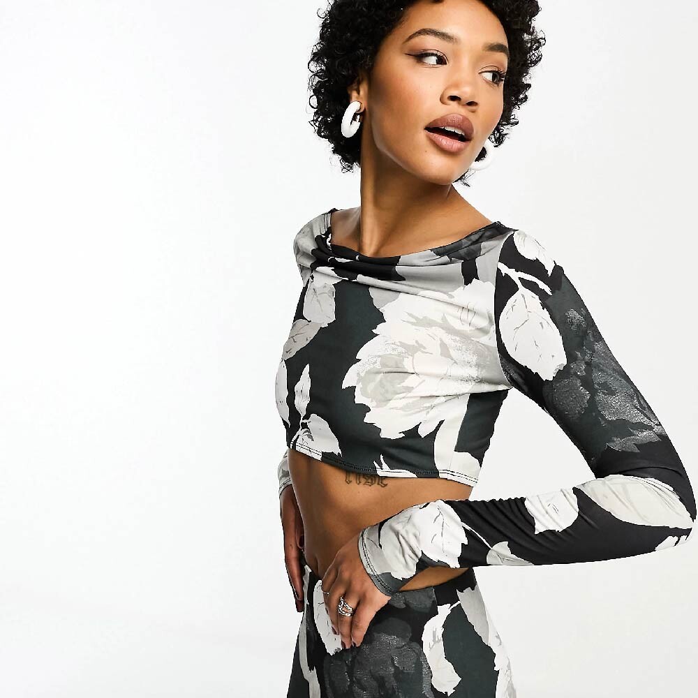 

Топ Day 6 Twist Front Cropped, черный/белый