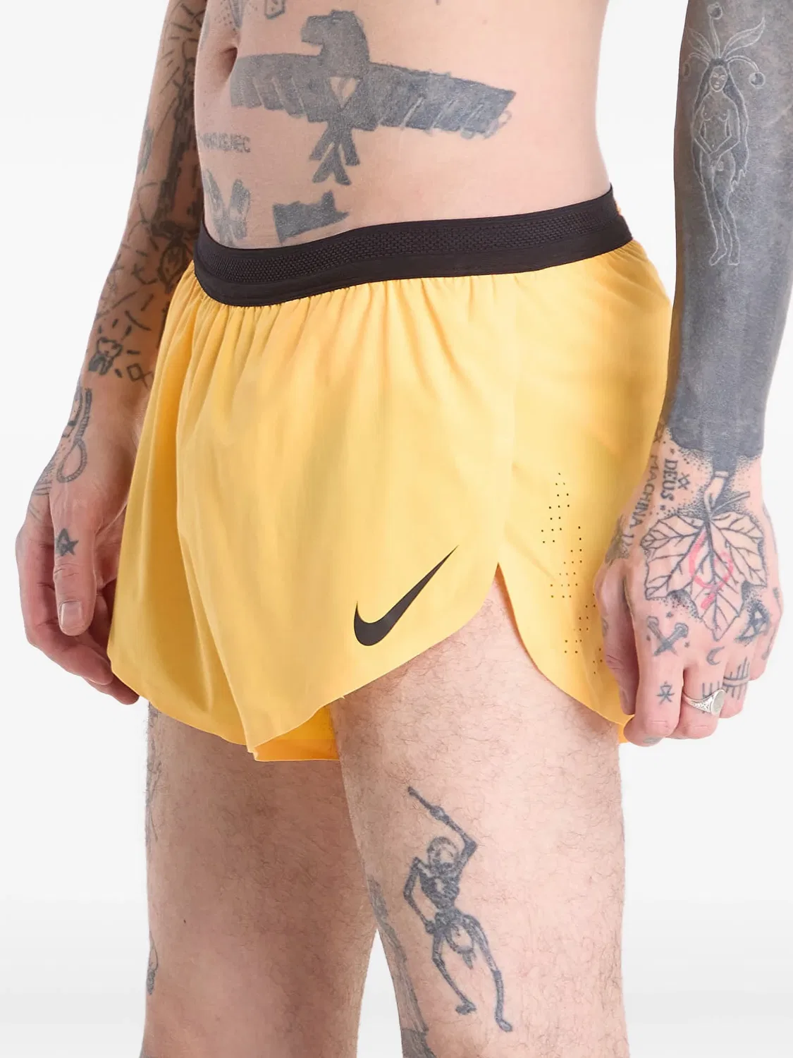 Шорты AeroSwift Dri-FIT ADV желтые Nike, желтый — фото 2