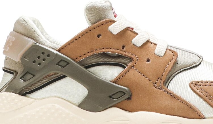 Кроссовки Nike Stussy x Air Huarache LE TD 'Desert Oak' 2021, коричневый — фото 3