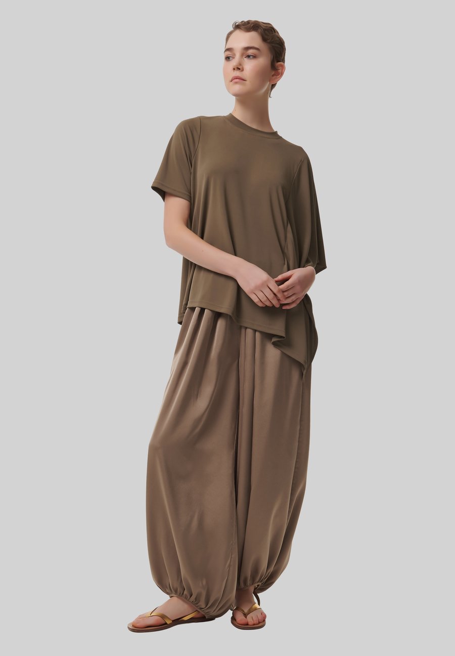 

Футболка Leem ASYMMETRIC HEM , Brown