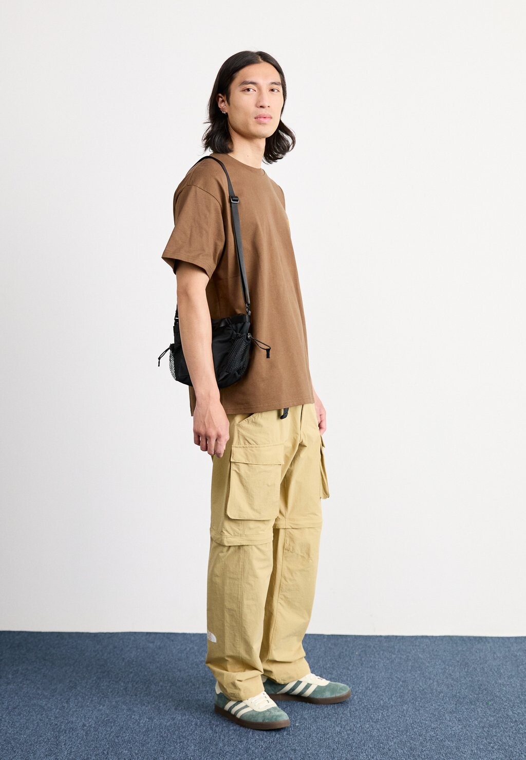 

Кроссовки на шнуровке GAZELLE UNISEX adidas, черный