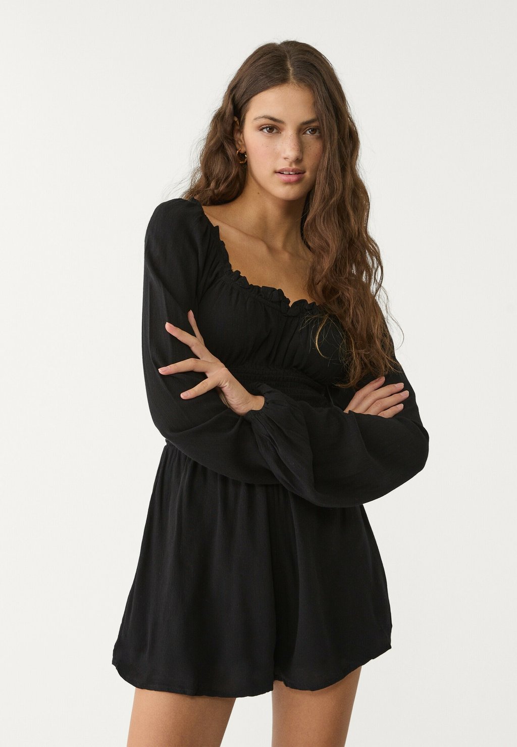 

Комбинезон FLOWING Stradivarius, черный
