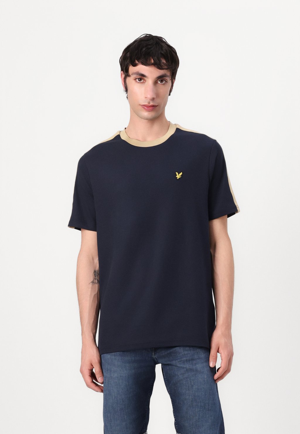 

Базовая футболка CONTRAST TAPED Lyle & Scott, темно-синий