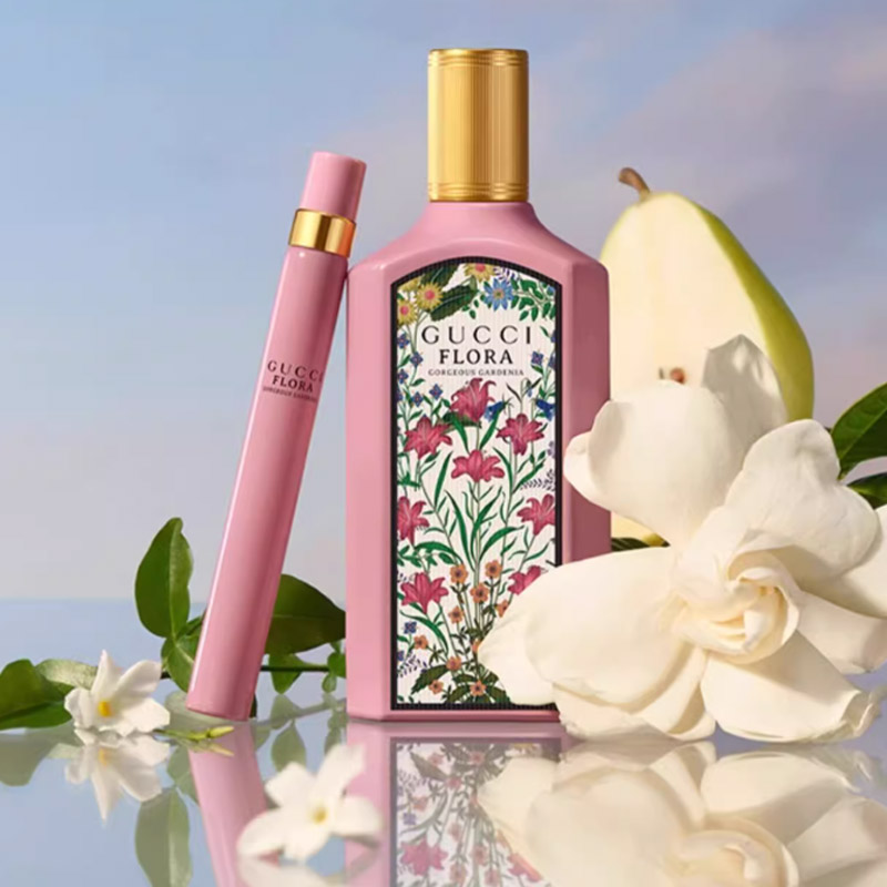 Набор парфюма Dreamy Gardenia цветочно-фруктовый аккорд Eau De Parfum EDP грушевый цвет жасмин 50мл+10мл GUCCI — фото 4