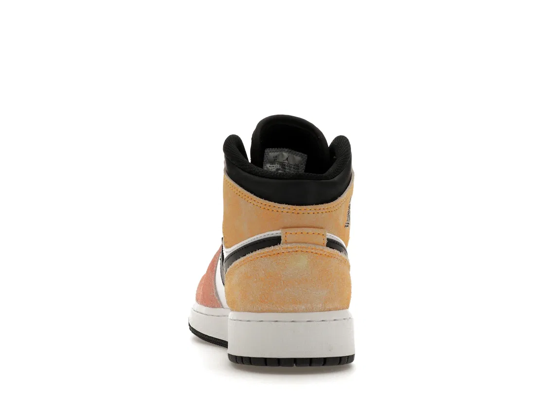 Детские кроссовки с высоким берцем Jordan 1 Mid SE Flight Club Jordan, Magic Ember/White/Black/Sundial — фото 4