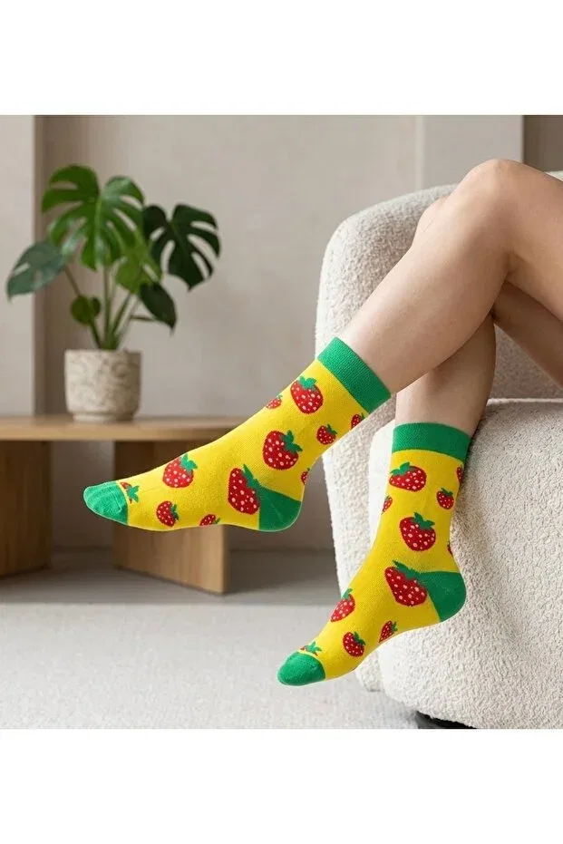 Детские носки с принтом Strawberry fruit patterned Unisex Çorap Kurdu, Yellowc