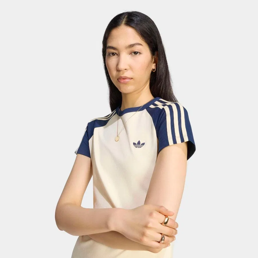 Женская футболка с коротким рукавом adidas SST, Разноцветный — фото 4