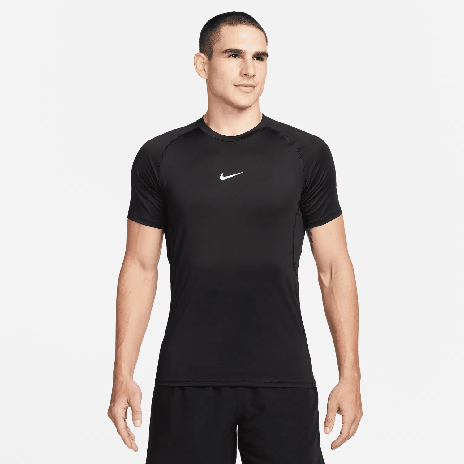 Мужская футболка с коротким рукавом Nike Dri-FIT Slim, Black/White — фото 3
