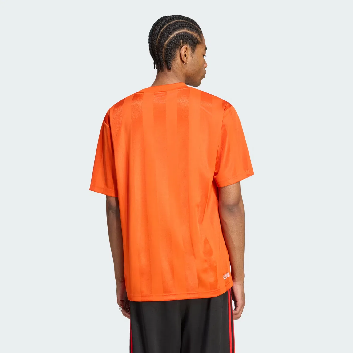 Мужская футболка свободного кроя с принтом Pokémon Adidas Originals, Collegiate Orange — фото 2