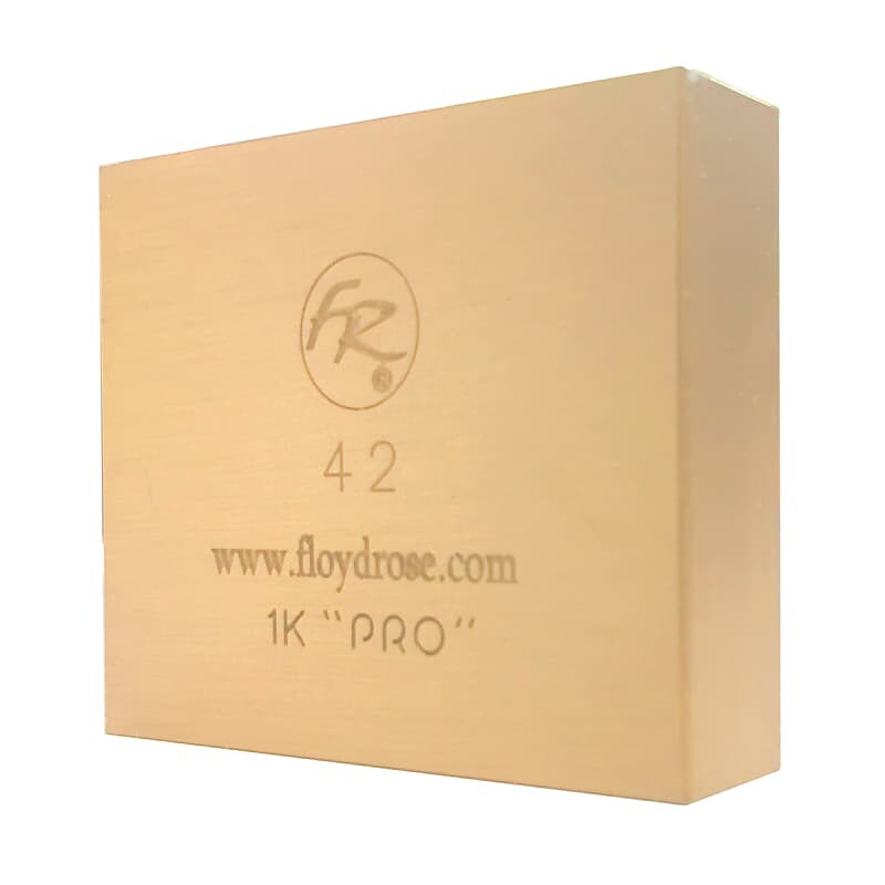 

Аутентичный блок тремоло Floyd Rose 1000 Series Pro Fat Brass — 42 мм