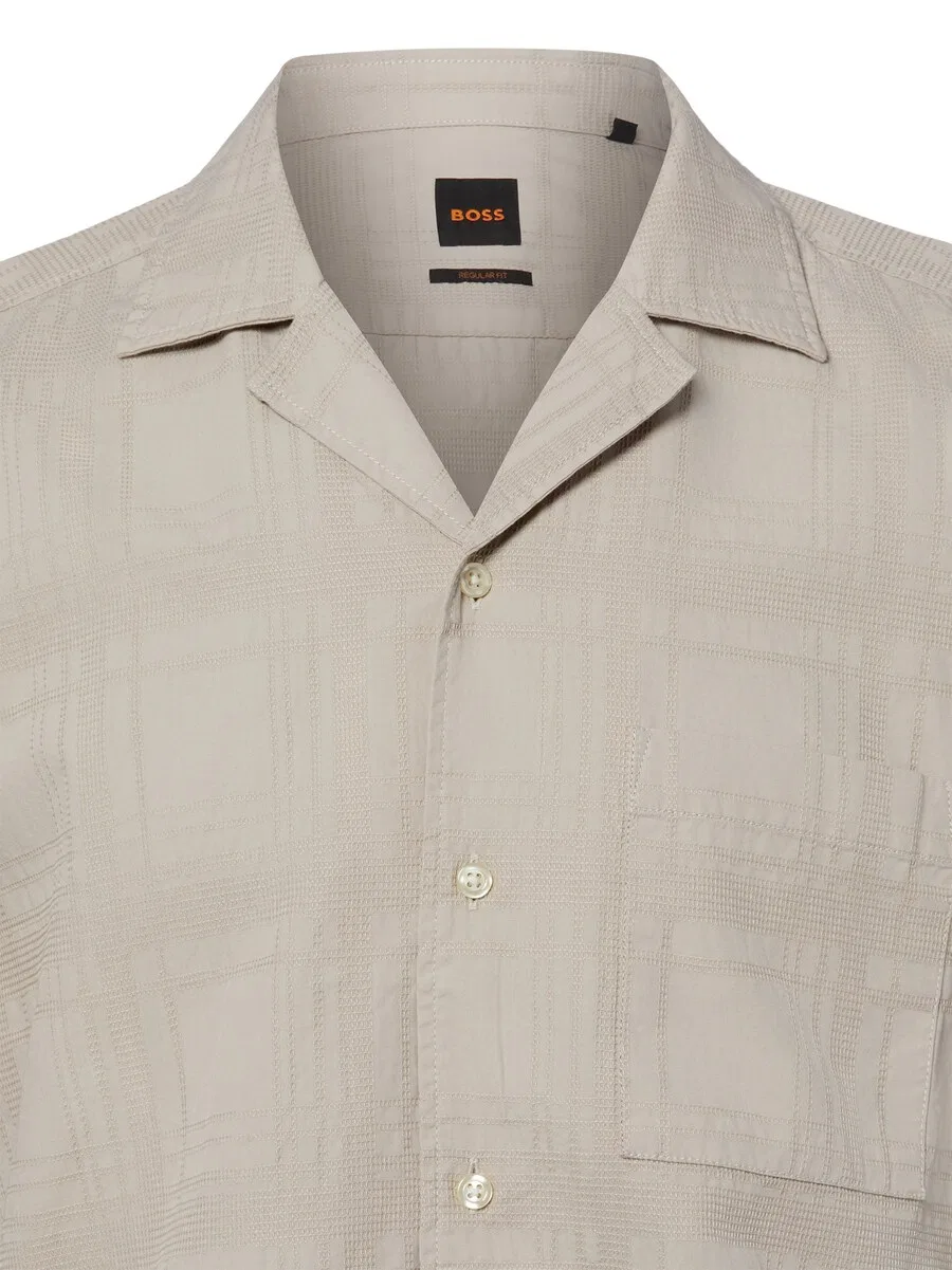 Рубашка BOSS Regular fit Button Up Shirt 'Rayer' в цвете Kitt — фото 3