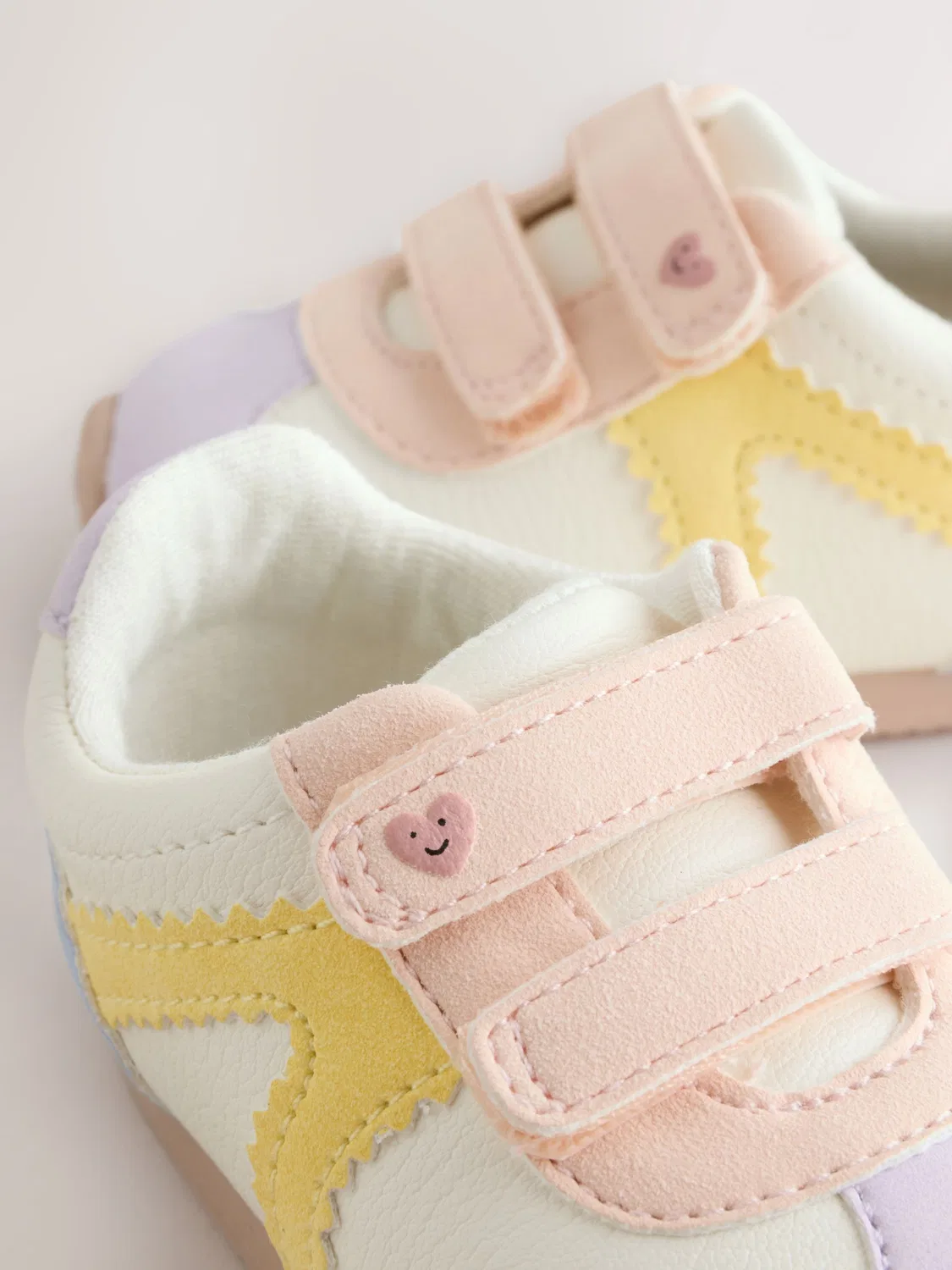 Кроссовки детские с принтом, модель Touch Fastening Trainers Next, мульти пастель — фото 4