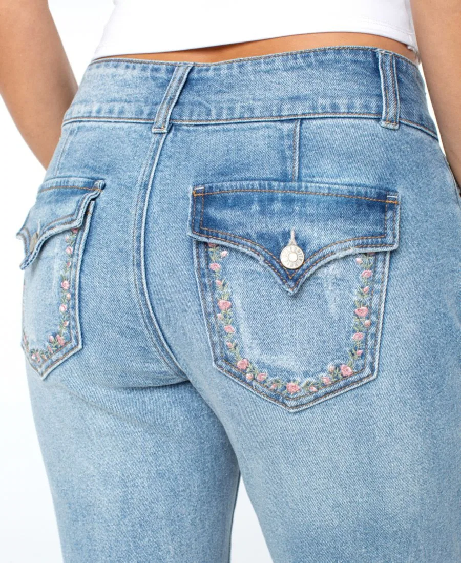 Джинсы-клеш с вышивкой Western Flare Jeans Celebrity Pink, Lumbier — фото 4