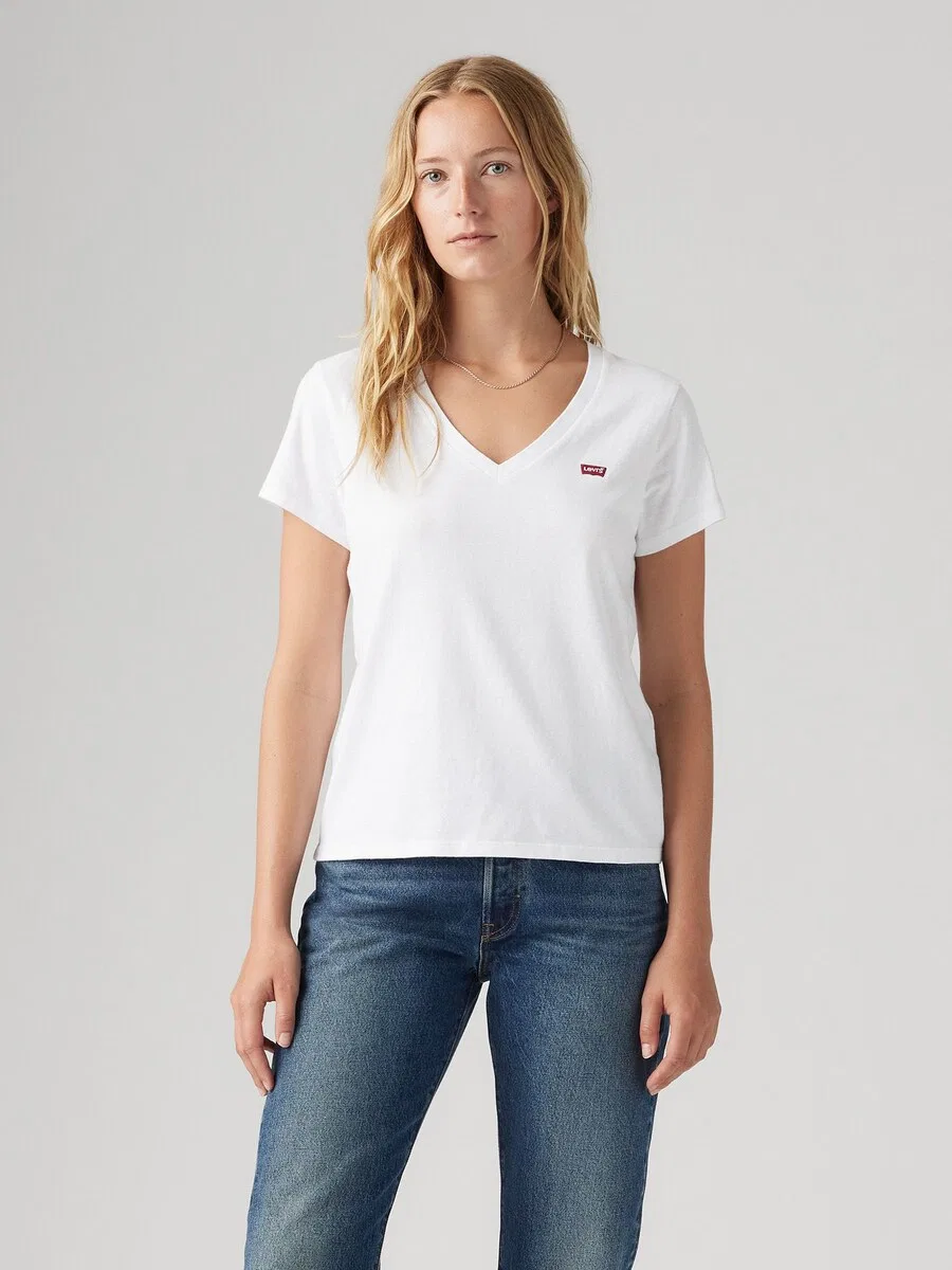 Футболка LEVI'S «Идеальный V-образный вырез» белого цвета — фото 2