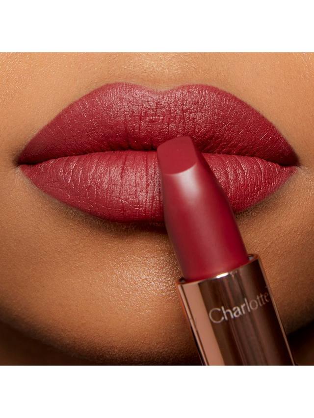 Помада Matte Revolution Charlotte Tilbury, Walk Of No Shame, 3.50 г — фото 4