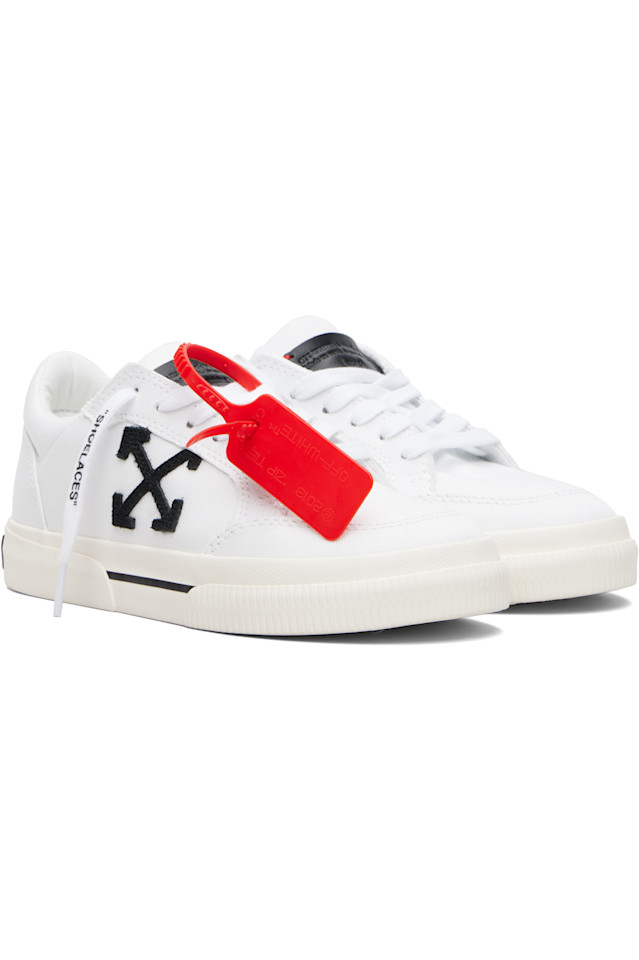 Off-White Низкие кроссовки из вулканизированной стали белого и черного цвета — фото 4