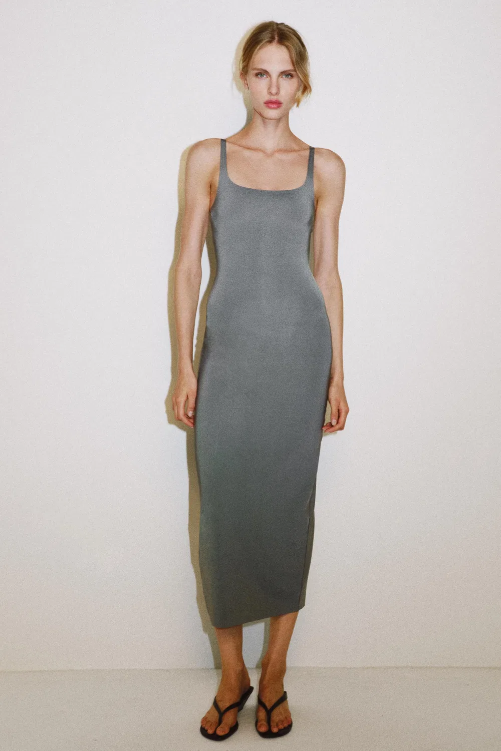 Платье MIDI CONTOURING ZARA, Grey