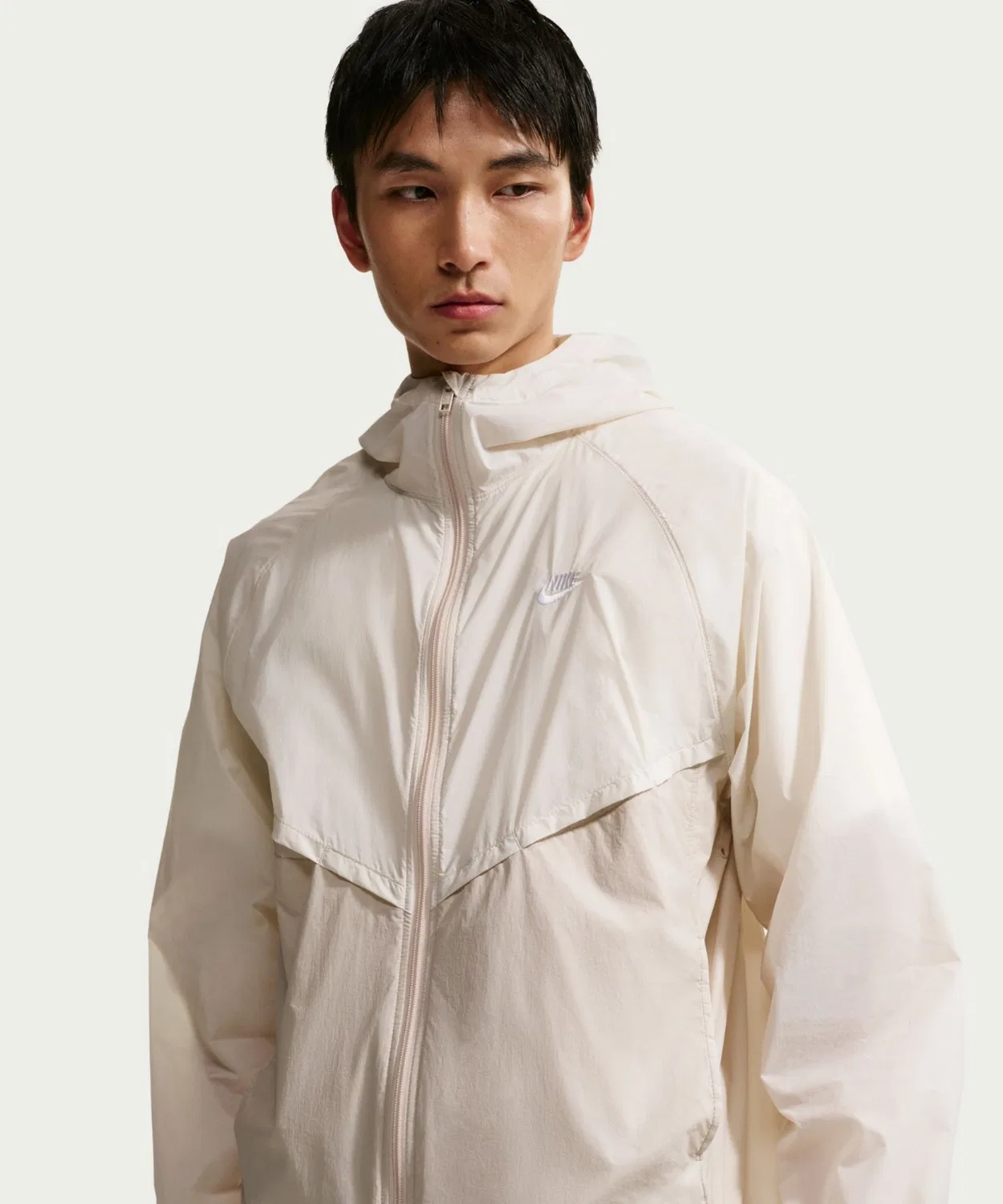 Мужская куртка с капюшоном Windrunner Nike, Light Orewood Brown