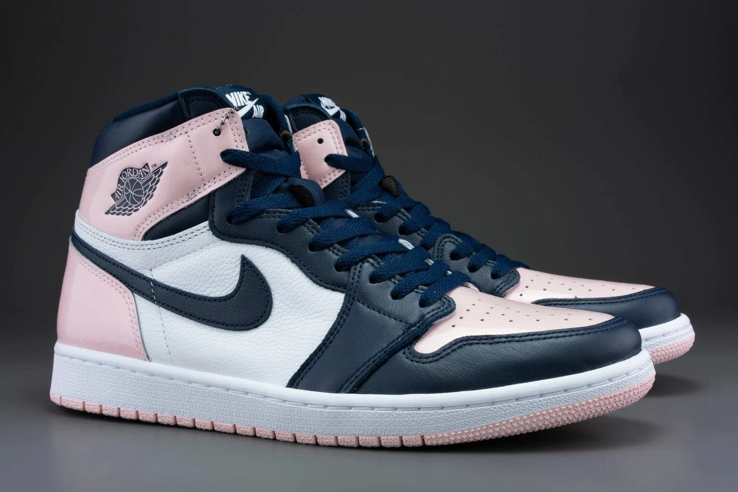 Детские кроссовки для девочек с высоким берцем, модель Air Jordan 1 Mid (Gs) NIKE, Bianco Nero Rosa — фото 4