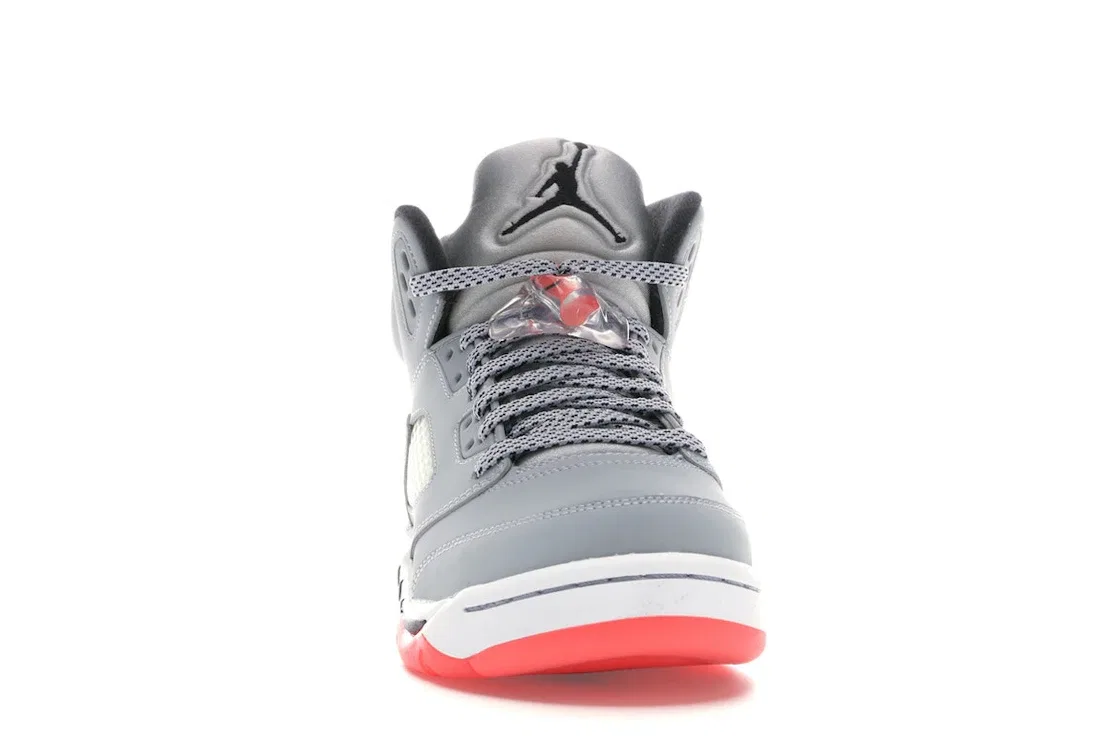 Детские кроссовки Lifestyle Jordan 5 Retro, Wolf Grey/Black-Hot Lava-White — фото 2