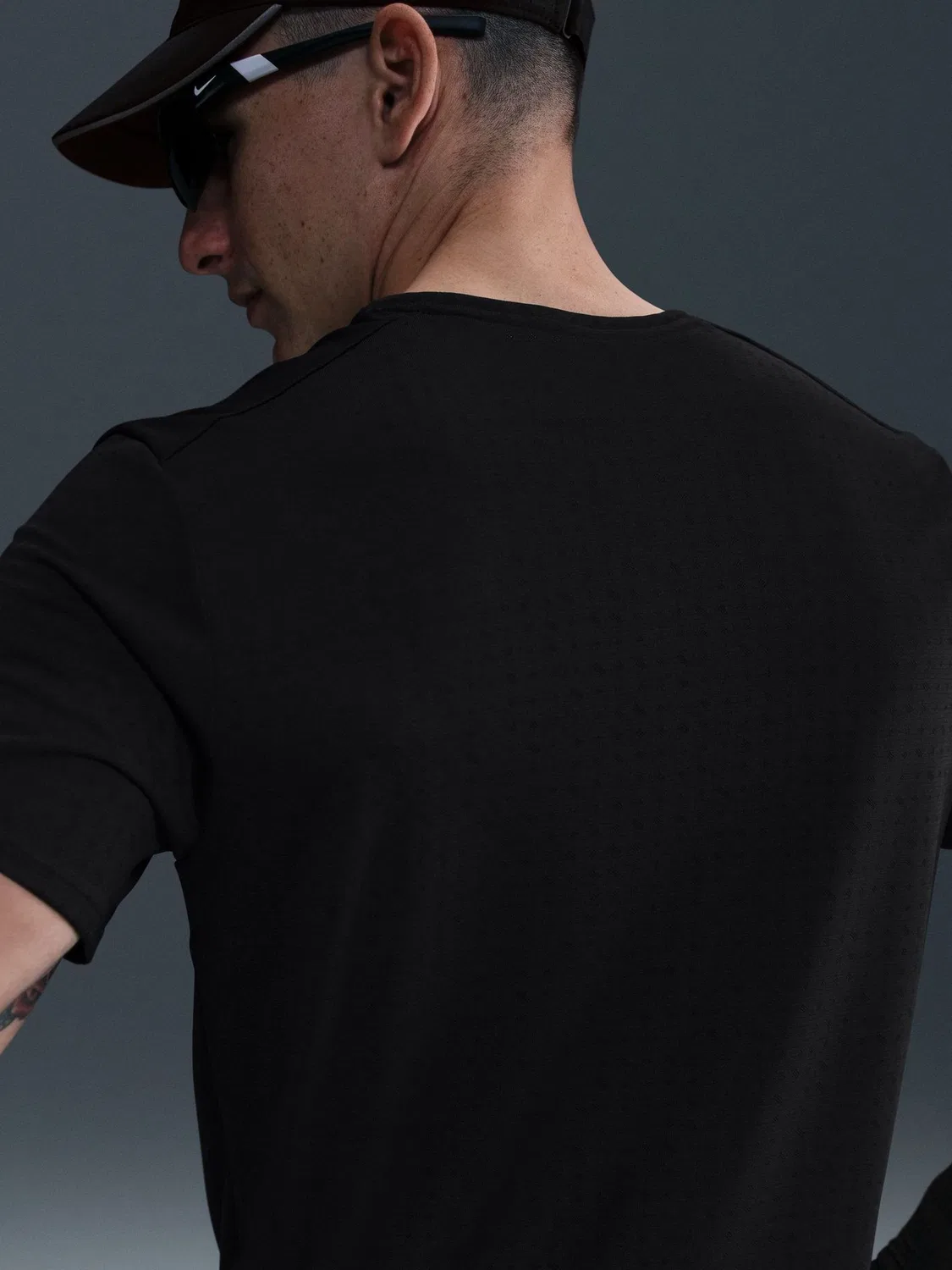 Футболка для бега Miler Breathe Nike, черный — фото 4